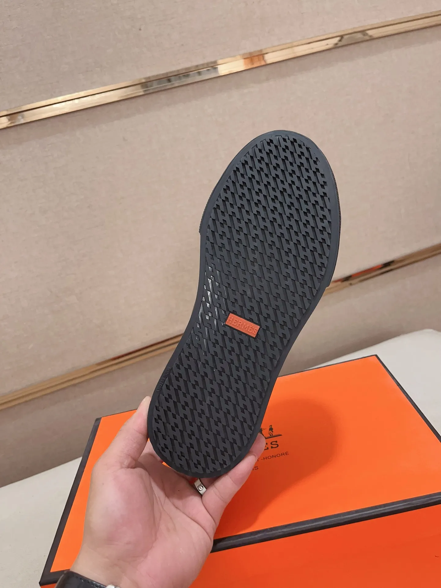 Men's clothing and shoes💰: 400💰《HERMES》【Classic Original Version】Hermès; Top 🔝 Purchasing Agency 🔍🔍Latest 🇺🇸Sold simultaneously at counters, original imported from Italy ▲▲Cow leather▲ ▲Exquisite workmanship (Italian 🇮🇹imported water-dyed 🐂cowhide lining) sole: original sole provided by the original factory, ⚠️exclusive double-layer activity·TPR·rubber·combined molded outsole; Code number: 36-44 (45/46 can be customized, non-refundable)